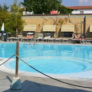 3* Kemp Village Torre Pendente